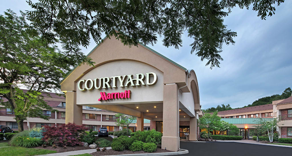 Courtyard Hartford Cromwell Hotel Екстериор снимка